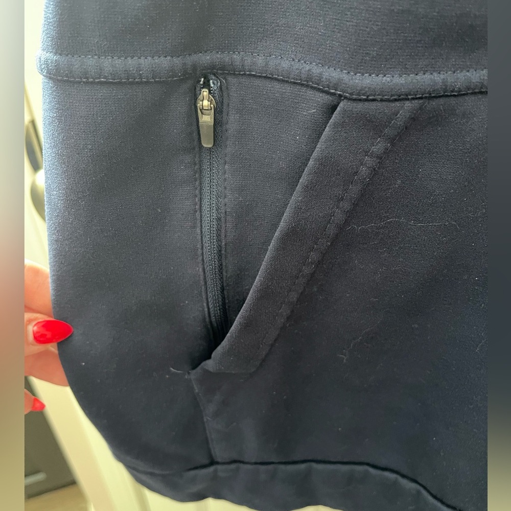 Large Nike Thermal Hooded Pullover Hoodie - Picture 2 of 5